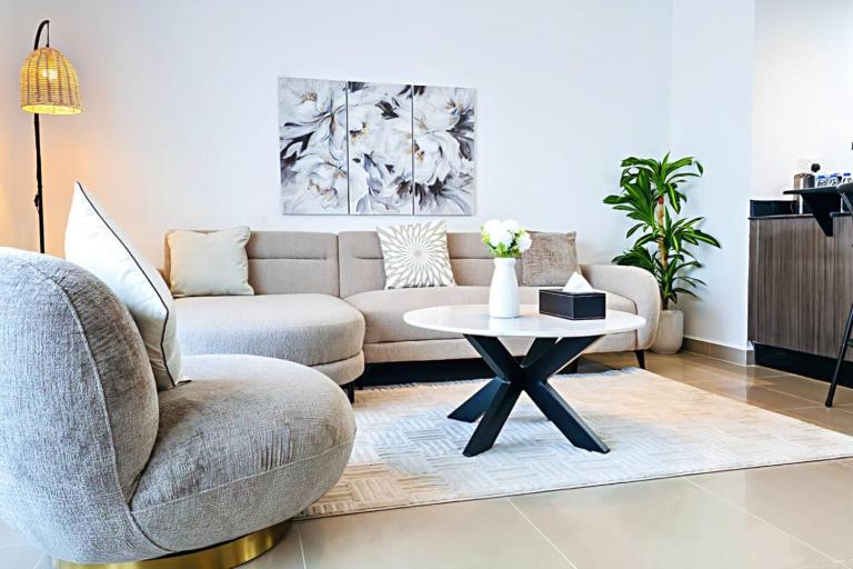Al Reef 1BR - Cozy Serene Luxe Retreat - B&B Abu Dhabi Island and Internal Islands City