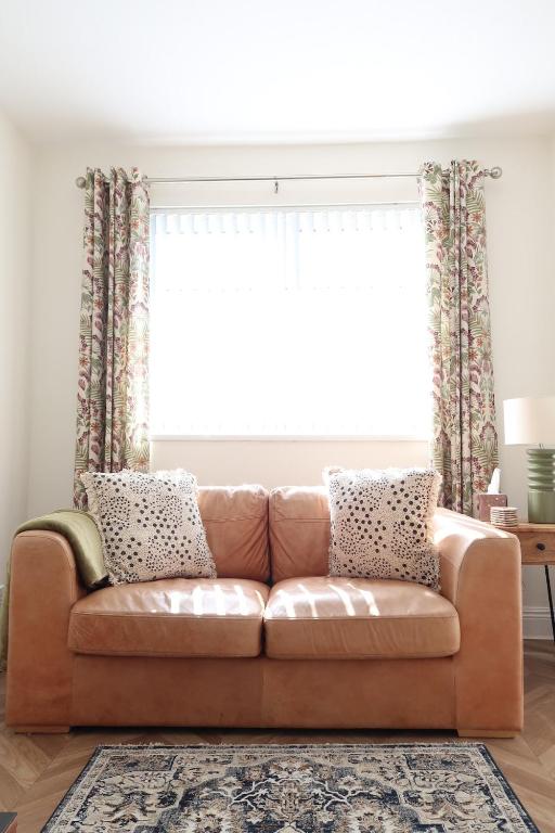 Cosy 2 Bed Home Near Belfast 15 mins to airport - B&B Carnmoney