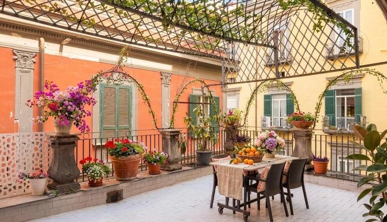 Dimora San Giovanni - B&B Napoli