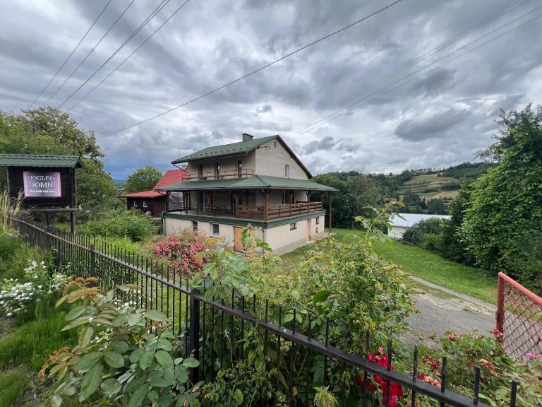 Świętoniówka - B&B Wołkowyja