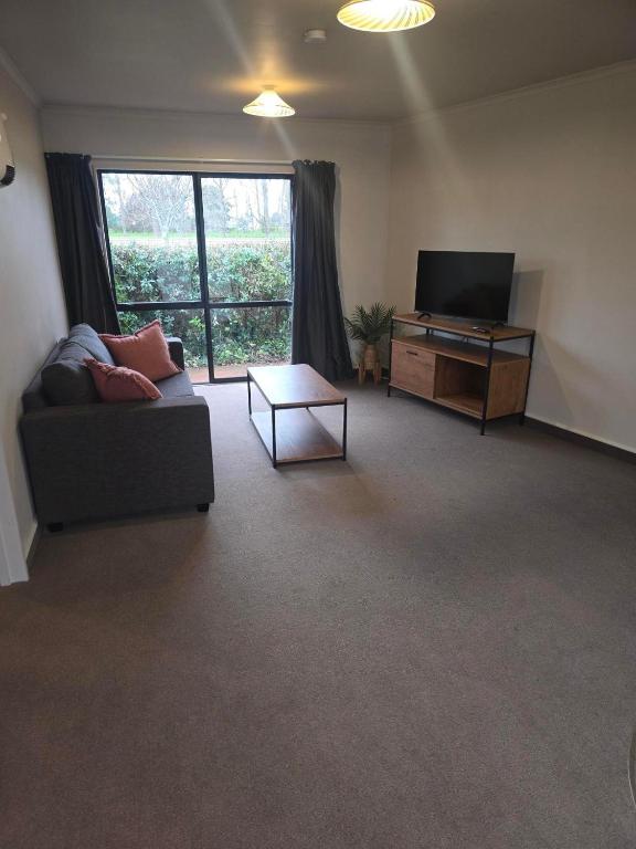 Raceway Lodge - B&B Feilding