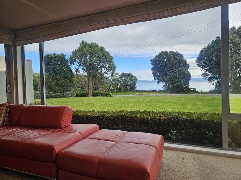 Ligar Bay Coastal Stay - B&B Tarakohe