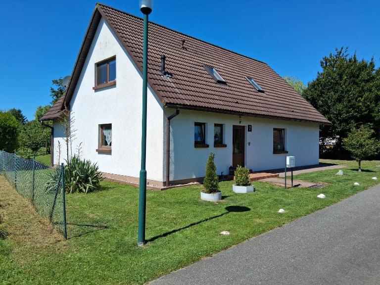 Ferienwohnung nahe Ostsee mit Garten - Chambres d'hôtes Saal