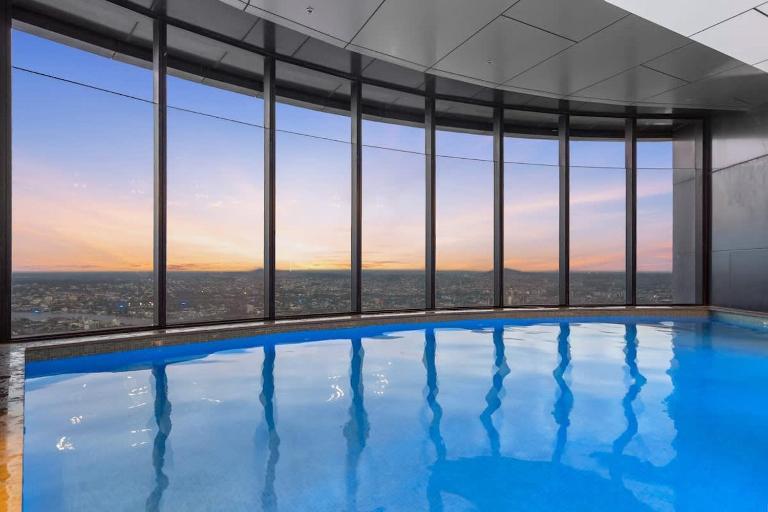 Central City with Pool, Gym and Secure Car Space - B&B Brisbane