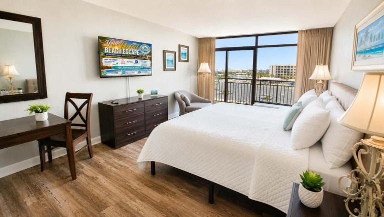 Renovated Oceanfront King Suite-Landmark Unit 815 - Chambres d'hôtes Myrtle Beach