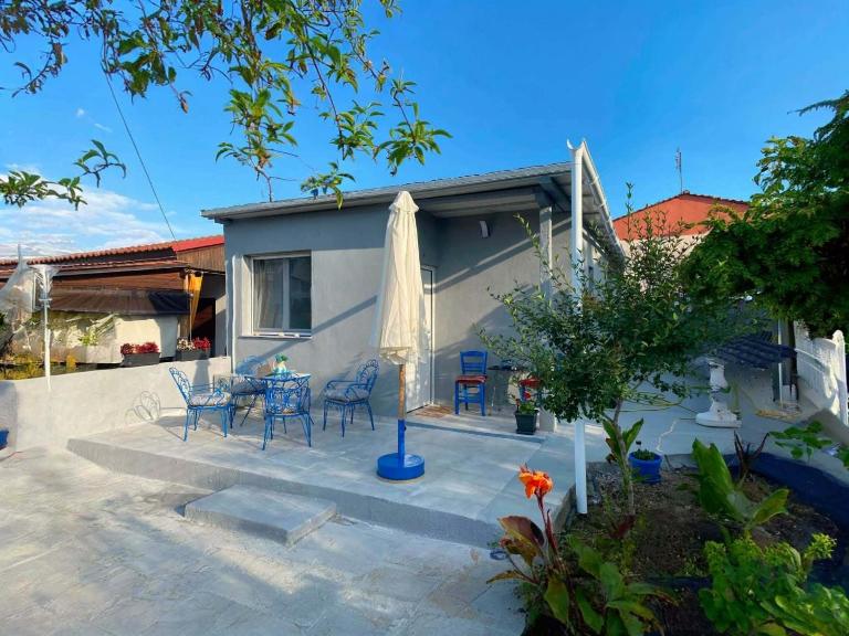 MF27 Suites - Bed and Breakfast Agia Triada