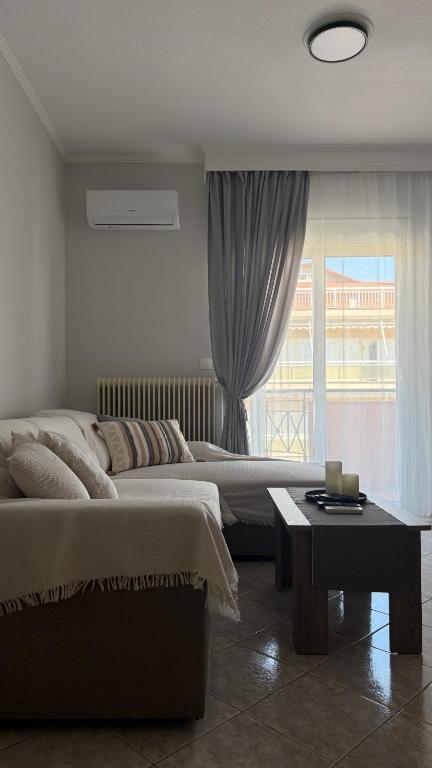 Heleni's Apartment - B&B Aridaea