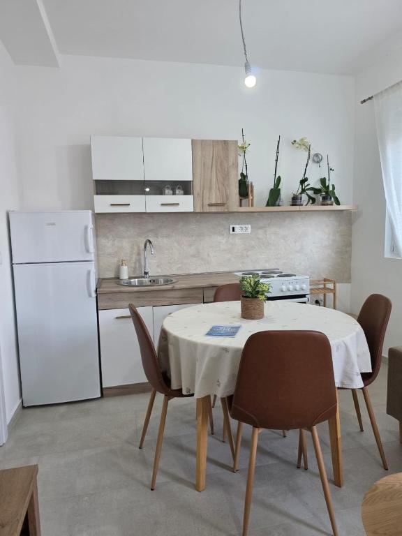 Apartment Oaza Tivat - B&B Teodo