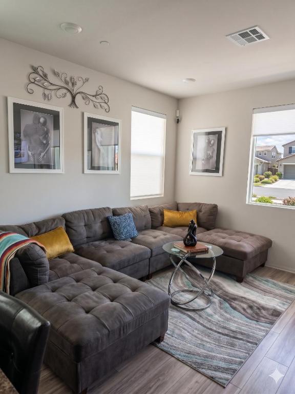 Cozy Home 20 Mins from DTLA - B&B West Covina