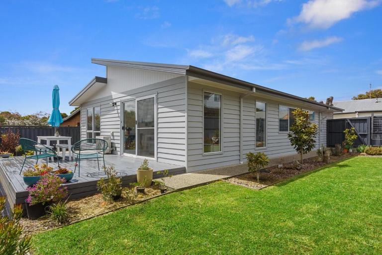 Moore st close to the beach and main street - B&B Apollo Bay