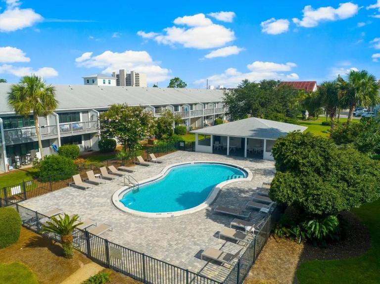 30A Beach Condo - Pool & Walk to Beach - B&B Santa Rosa Beach