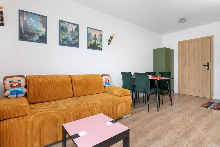 Rodzinny Apartament Blisko Morza Inspirowany Grą Minecraft z Konsolą do Gier by Noclegi Renters - Chambres d'hôtes Jastrzębia Góra