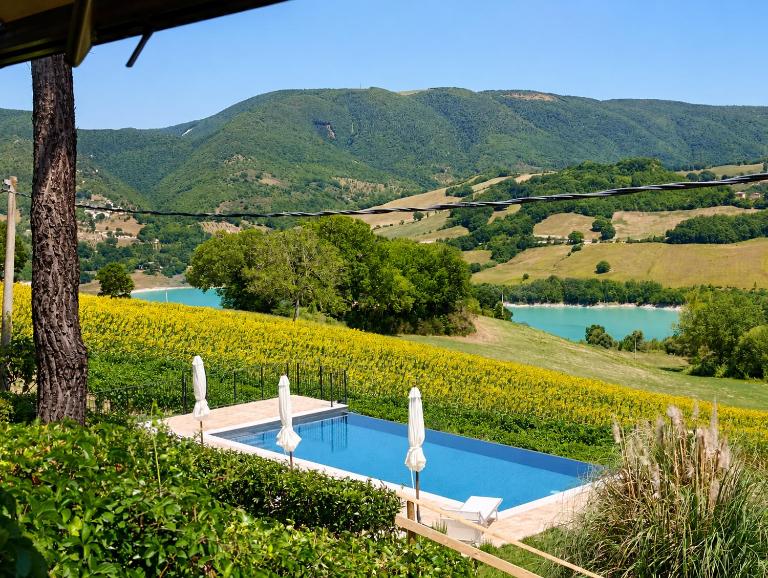 La Corte Sul Lago - B&B Cingoli