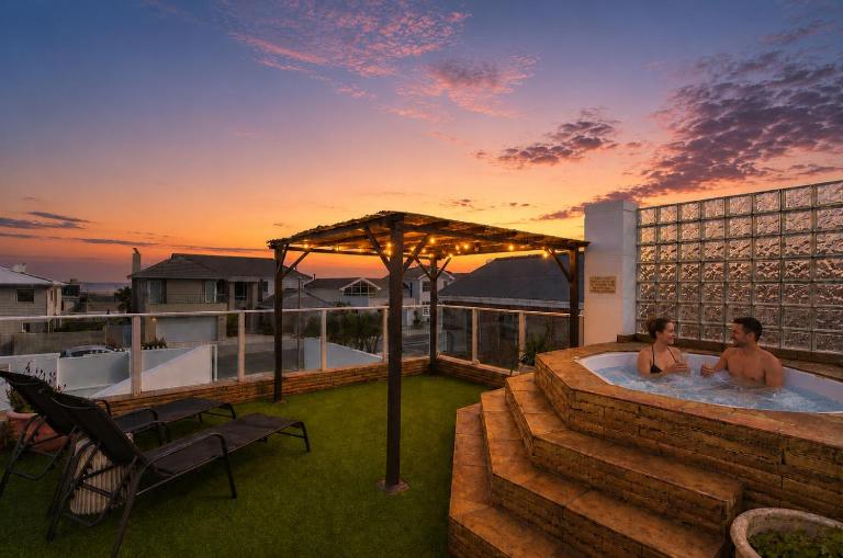 Villa Blanca Family Beach Holidays - B&B Yzerfontein