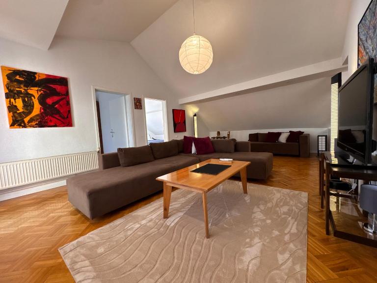 LightApartment - B&B Prishtina