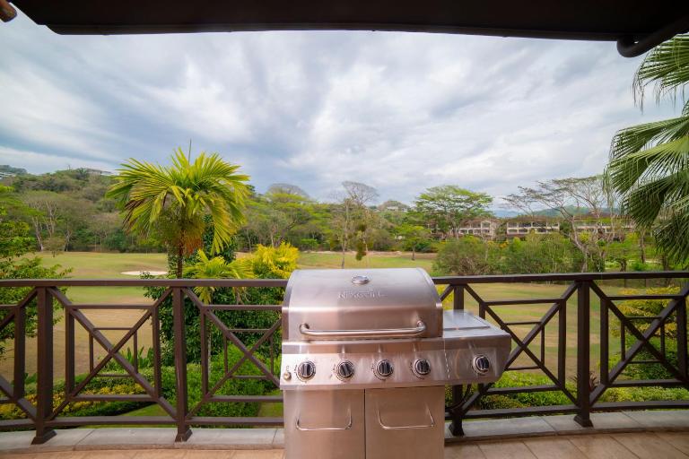 Veranda 6C 3 bdr Golf Course View in Los Suenos - Ferienwohnung Herradura