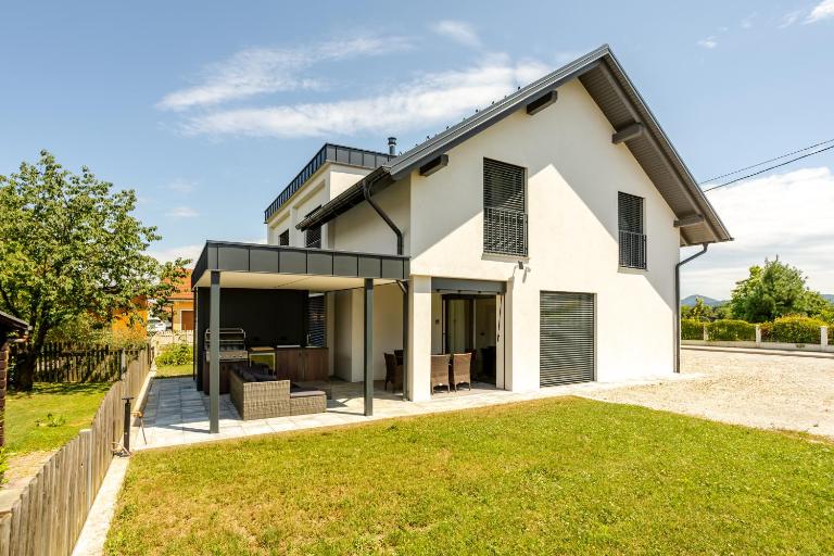 Hiša Urma - B&B Celje
