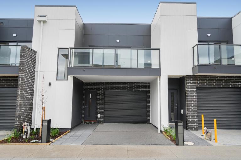 brand new entire house in Mernda - Ferienwohnung Mirranatwa