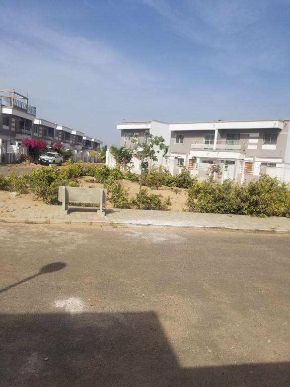 Villa à 15mn du Lac Rose - Chambres d'hôtes Dakar