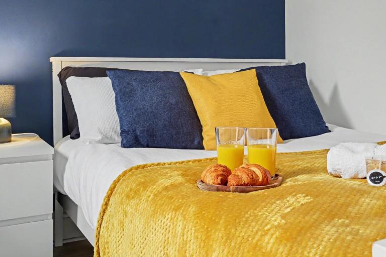 Shepherds Bush Families and Large groups - B&B London
