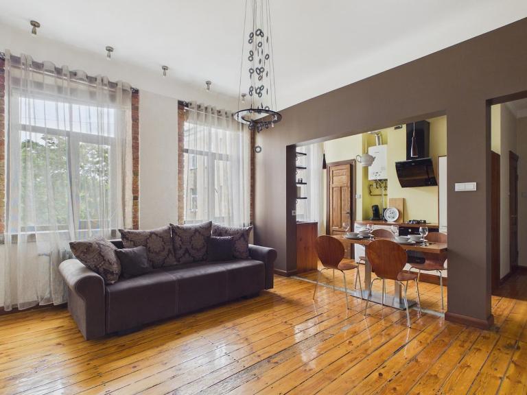 Spacious 1-Bedroom City Centre Apartment - B&B Riga