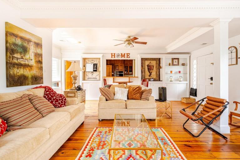 The Hideout in Historic Occoquan, Short Drive To DC - B&B Occoquan