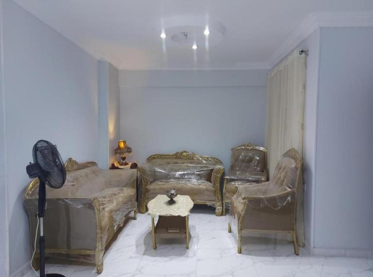 شقة سوبر لوكس ثلاث غرف بعين شمس الشرقية - B&B Cairo