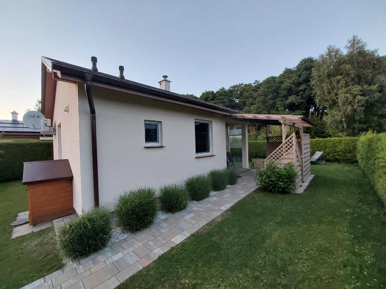 Domek na wiejskiej 5 - B&B Lubiatowo