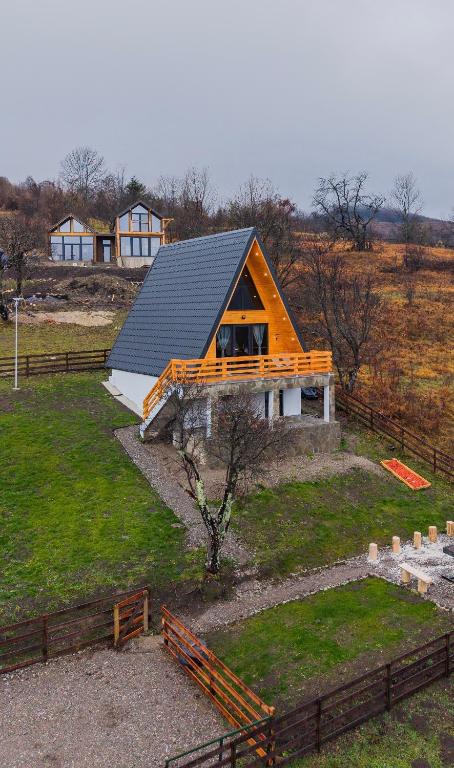 Art A Cabin - Ferienwohnung Teșila
