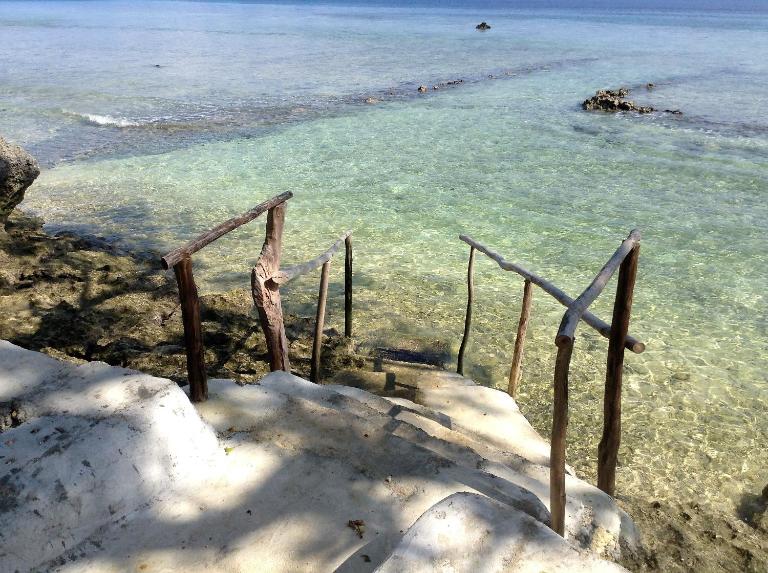 Island View Cottages - B&B Luganville