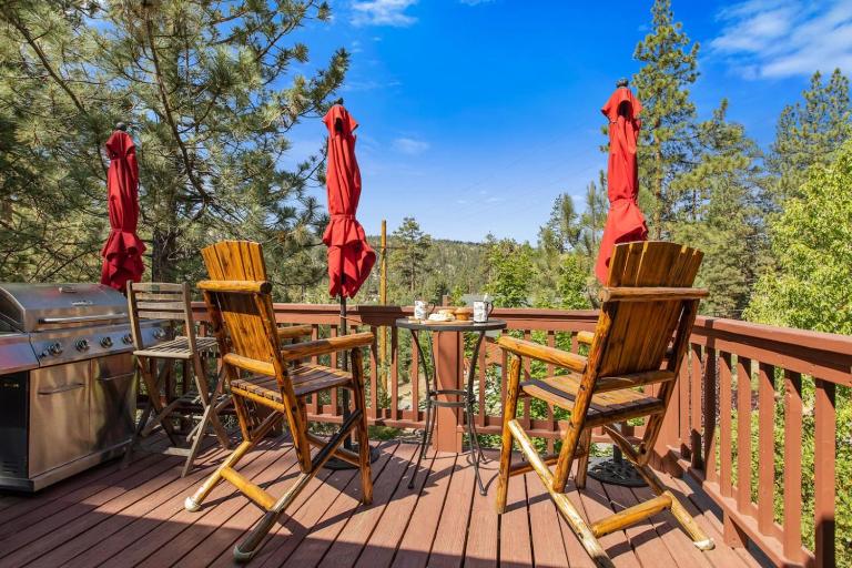 Boulder Bay Getaway - Bed and Breakfast Big Bear Lake