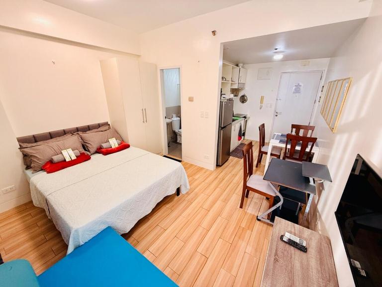 JFam Suites - Studio Unit - C1-5E - Chambres d'hôtes Binan