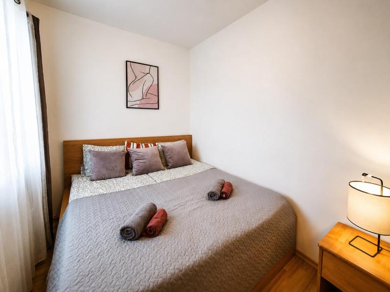 With a view of the old town, large balcony, 2BR - Bed and Breakfast Tallinn