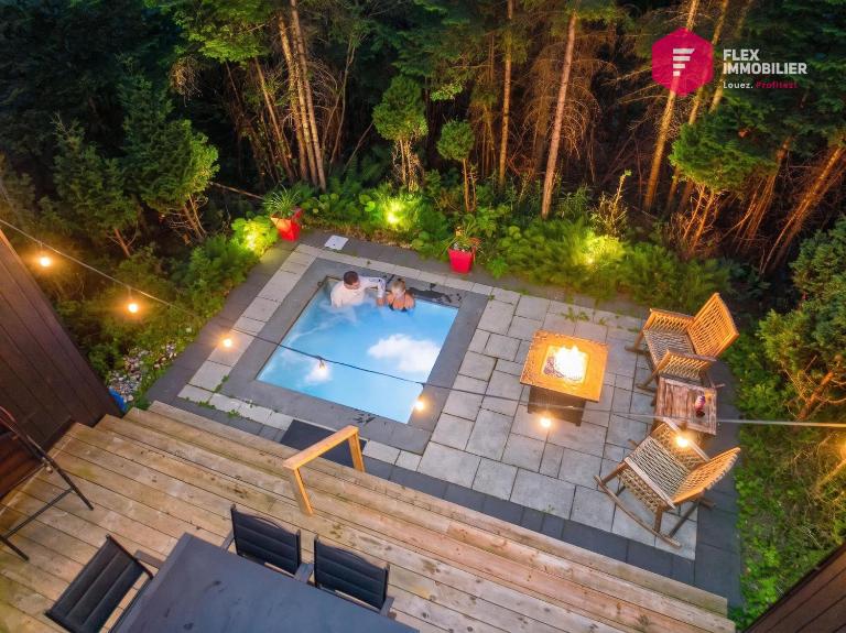La Villa du Spa Creusé - Chalet avec spa extérieur privé à Pont-Rouge - Resort près de Québec - B&B Pont-Rouge