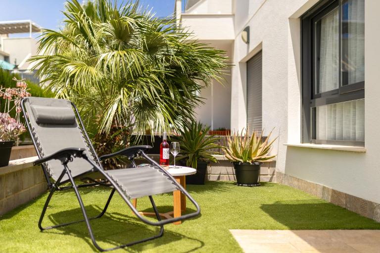 Fantastic 2 bedroom apartment with swimming pool and terrace in Pilar de Horadada - B&B Pilar de la Horadada