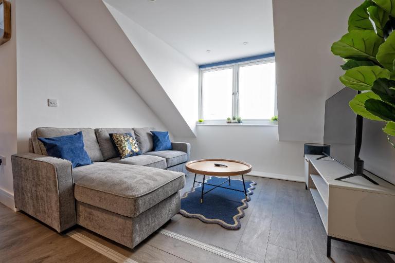 The Navy House | Luxury Family Apartment - Chambres d'hôtes Whitstable