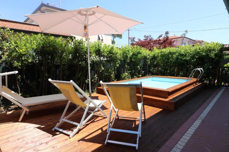 Casamare 5 adulti 2 camere 2 Bagni Piano terra Piscina idromassaggio - B&B Marina di Massa