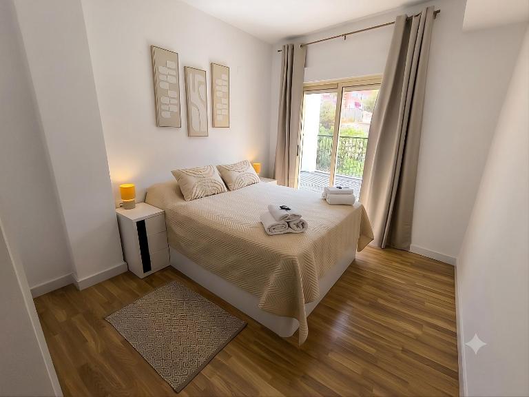 AticB with huge terrace - Bed and Breakfast Alicante
