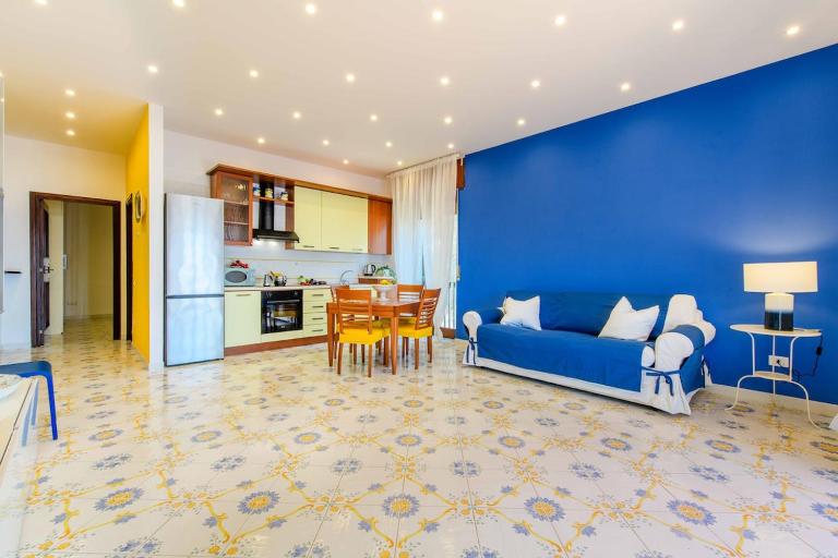 Apartment with panoramic terrace 100 meters from the sea - B&B Vietri sul Mare