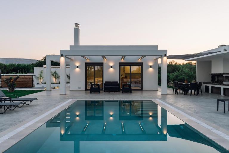 Eveline Luxury Villa - B&B Kalpaki