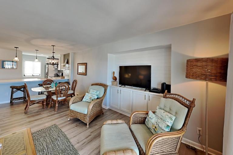 Ocean Dunes 2001 by Carolina Retreats - B&B Kure Beach