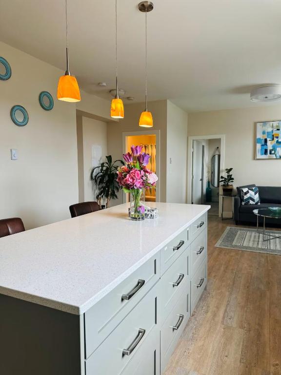 Oceana Retreat - Cozy 1BR suite with Outdoor Oasis - B&B Victoria
