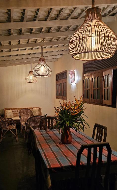 Rocky Bay - Private Room - B&B Ahangama