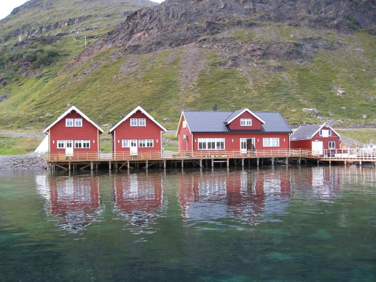 Sarnes Seaside Cabins - B&B Honningsvåg