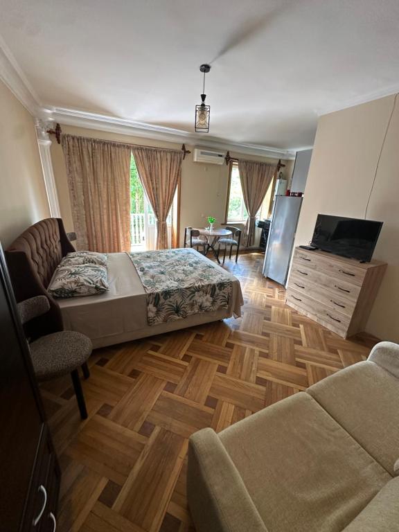 Квартира-студия - B&B Kobuleti