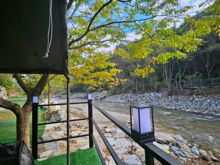 Gapyeong Starry Night Glamping - B&B Gapyeong County
