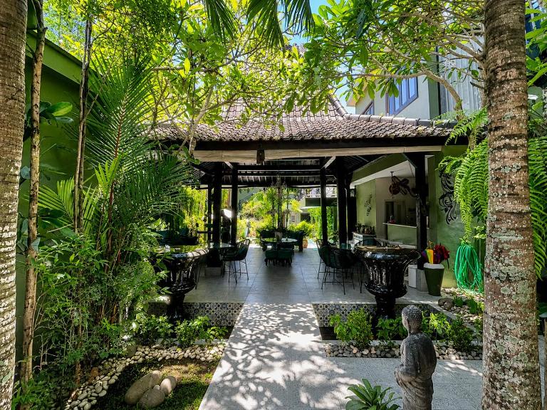 The Lodge Canggu - B&B Tambakboyo