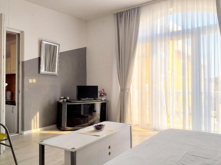 Cosy Apartment in Vir with Mountain View, 35 m² - B&B Vir