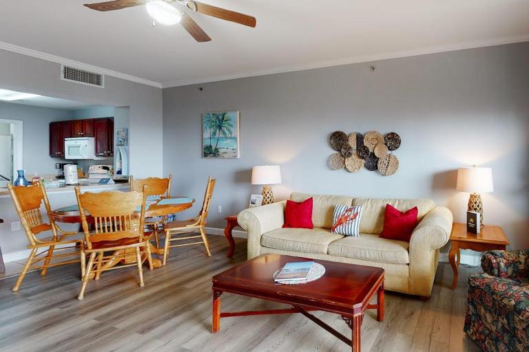 Charming Condo at Waterside with Shared Pool Hot Tub Free WiFi and AC - B&B Mexico Beach