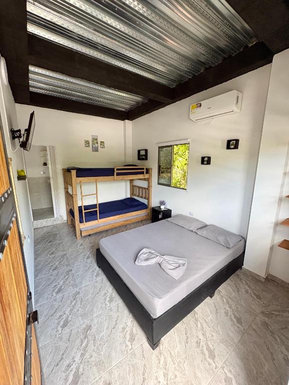 Casa Victoria - Bed and Breakfast Coveñas